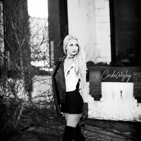 Meet your Posher, Allesa - Picture 7 of 8